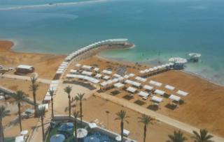 Elevation of public beaches for the four Ein Boqeq hotels